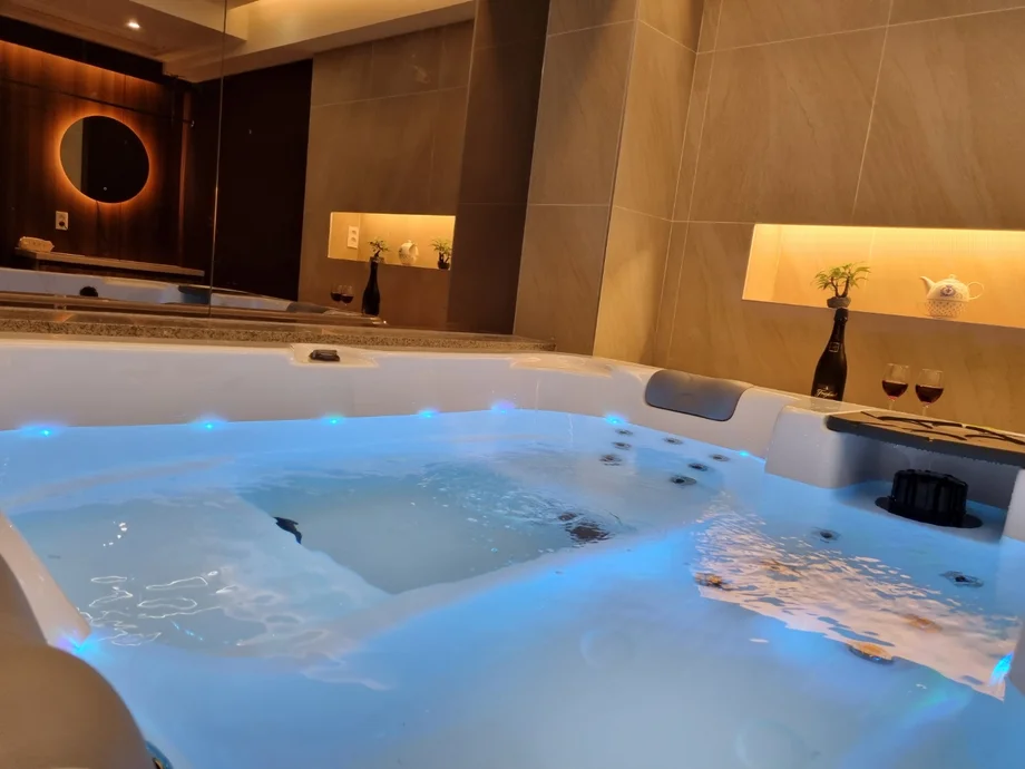 SPA THE ONE