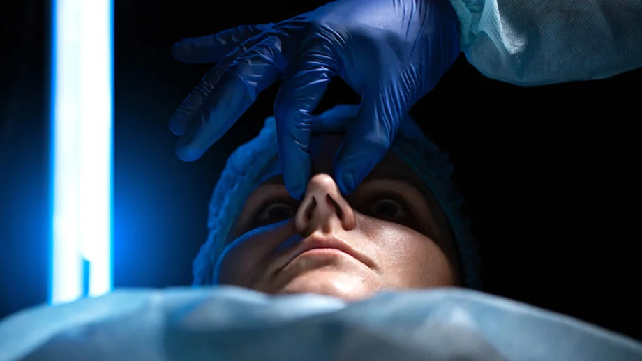 Operasi Pengecilan Lubang Hidung